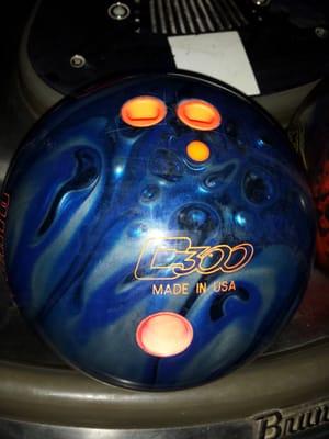 Renee's new ball. I like it. Nice hook to it