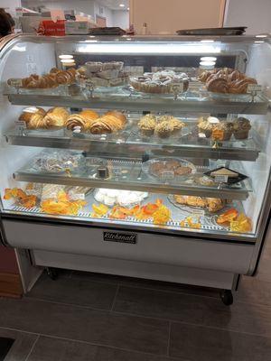 Snack display case