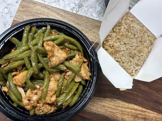 String beans with chicken