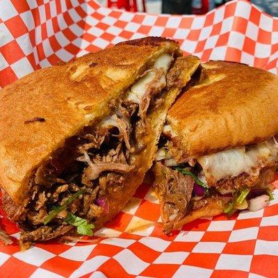 Torta birria