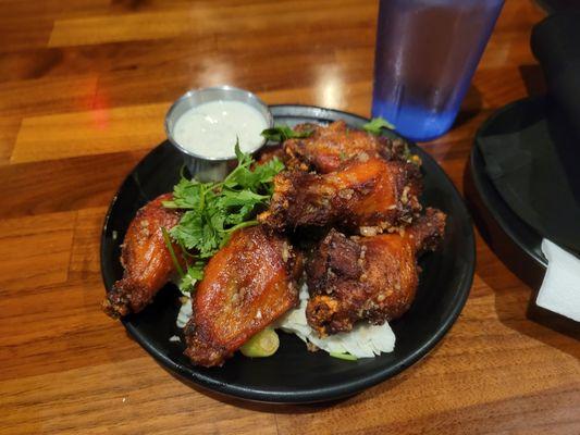 spicy garlic wings (6 pieces)