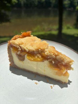 Peach Cobbler Cheesecake