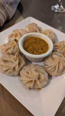 Veggie momos