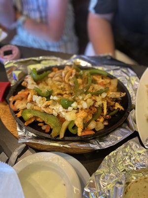 Chicken fajitas with pineapple