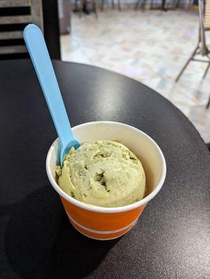 Nitrogen ice cream - pistachio