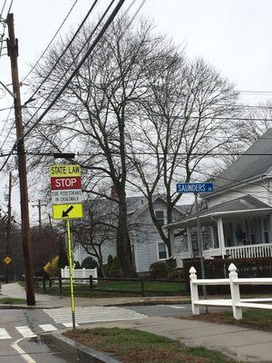 Town of Norwood -- Walpole St, Norwood             STATE LAW "STOP".... Safest Town Around!