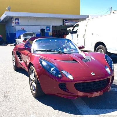 Lotus Elise.