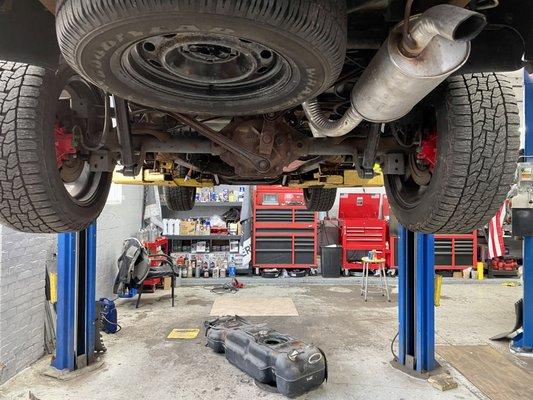 Dodge Durango Unlimited low pressure fuel pump replacement.