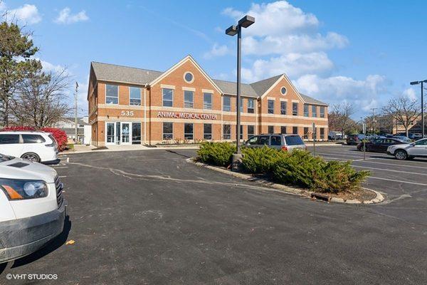 Animal Medical Center of Gahanna building exterior