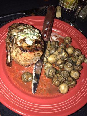 Steak and mushrooms