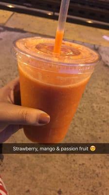 Strawberry and mango smoothies with passion fruit juice ( Chinola Juice ).