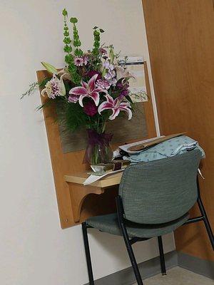 "Get well soon" flower arrangement