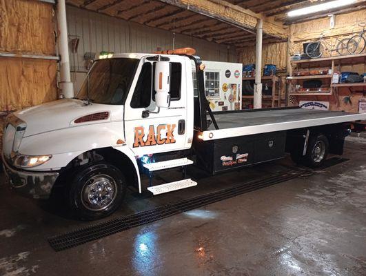 Rack Towing & Recovery