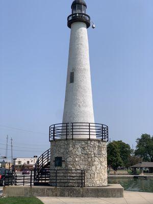 Lighthouse nearby