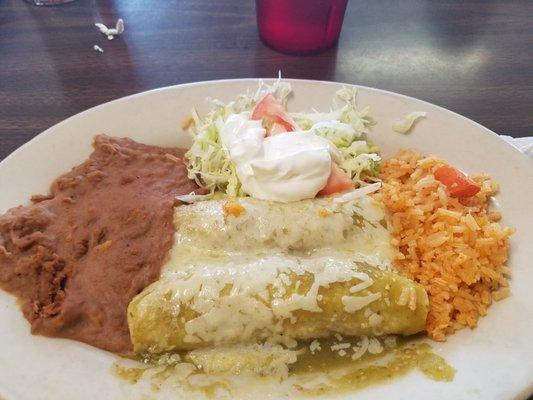 Enchiladas verde con pollo