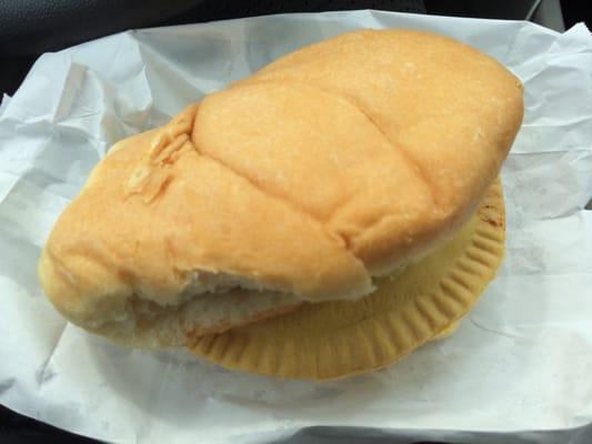 Chicken patty with cocoa bread