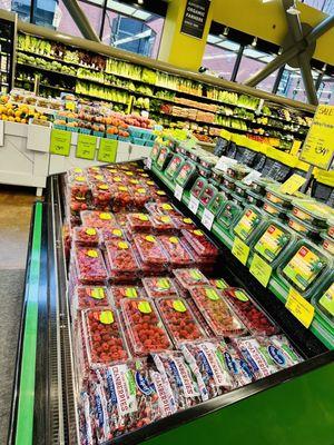 Fresh fruits section