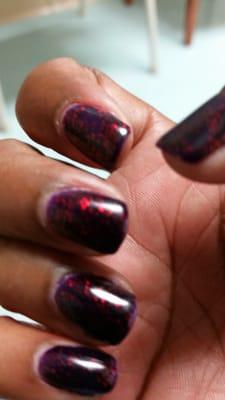 Mood Gel polish manicure turns purple when my hands are cold..