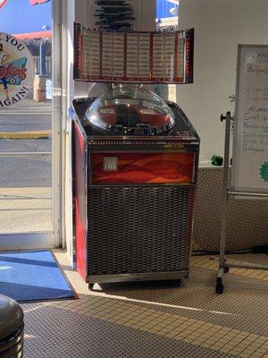 The 50's era jukebox