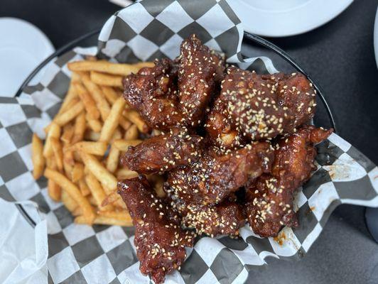 Spicy Korean BBQ wings & Fries