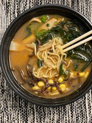 R9. Vegetarian Ramen