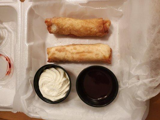 Fried Cheesecake Rolls