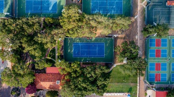 We offer eight immaculate pickleball courts. Our USPTA certified tennis professionals provide top quality private and group lessons.