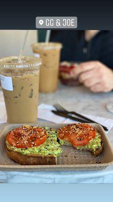 Avocado Toast, Gg & Joe, caramella latte