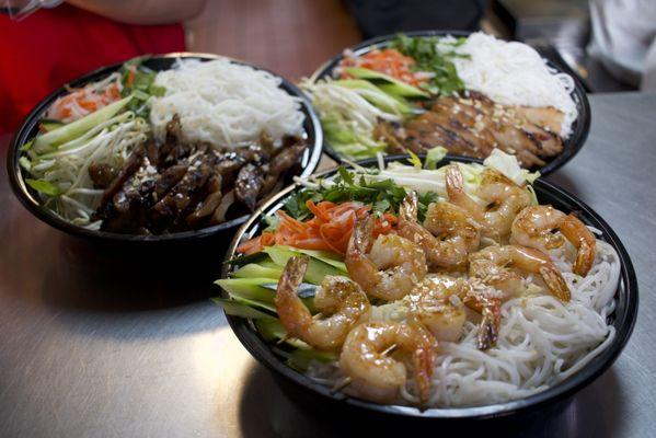 Shrimp/Beef/Chicken/Pork Tray with noodles/rice and salad and sides of choosing cucumber/cilantro/bean sprouts/pickled carrots/daikon.