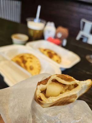 Inside of the Apple empanada