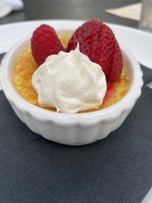 Creme brûlée - incredible! I recommend trying this dessert. The crisp was very well done and the cream matched it.