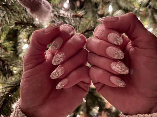 SNS nails for Christmas.