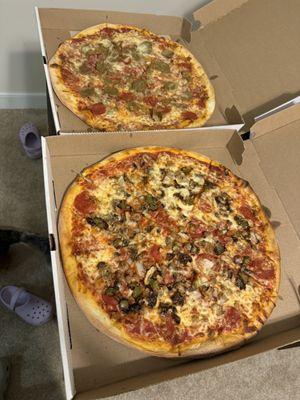 Meat Lover's Pizza and Deluxe Pizza