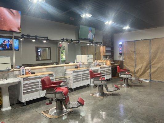 Barber Stations