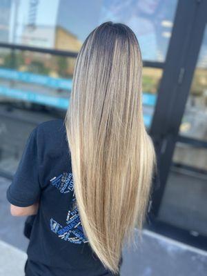 K-tip extension long blonde locks