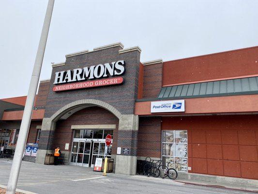 Harmons Neighborhood Grocer