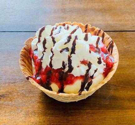 Sundae waffle bowl