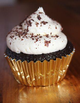 Old Fashioned moist Chocolate cupcake with smooth & creamy vanilla buttercream dolloped on top