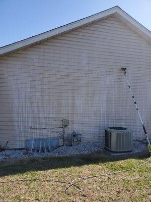 Vinyl Siding Cleaning