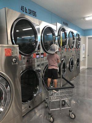 Very clean, brand new Speed Queen washers and dryers, safe and friendly environment!