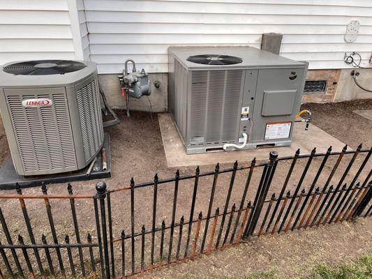 New RUUD combo unit installed by R & M Climate Service Experts Knoxville, TN