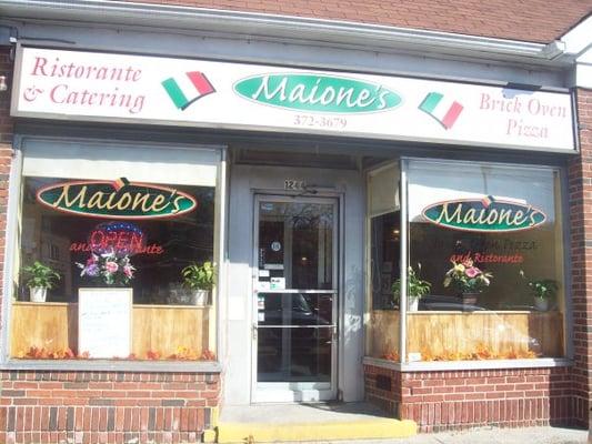 Maione's Brick Oven Pizza & Ristorante, located in Fairfield, CT