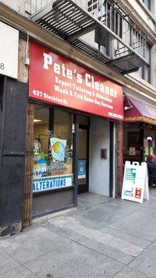 ~Outside Picture Shot Of Pete's Cleaners ~