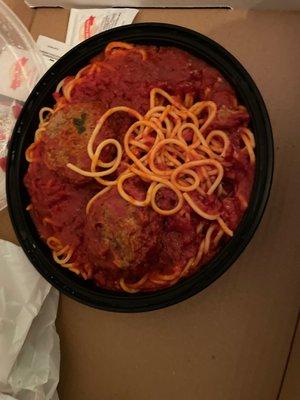 Spaghetti with meatballs!