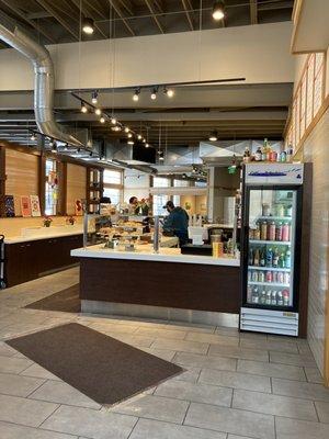 Entrance with display of baked goods at the counter