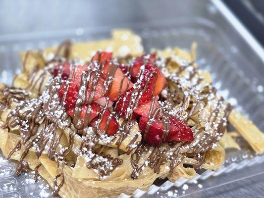 Fettuccine Crepe with Strawberries & Nutella