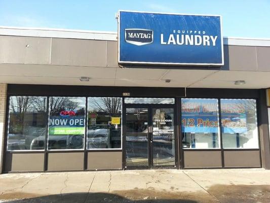 New laundromat in Whitewater, across the street from McDonalds.  Free WiFi  Open 24 hours