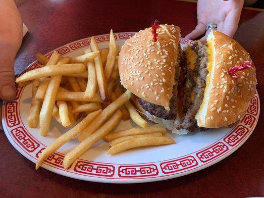 Cheeseburger and fries