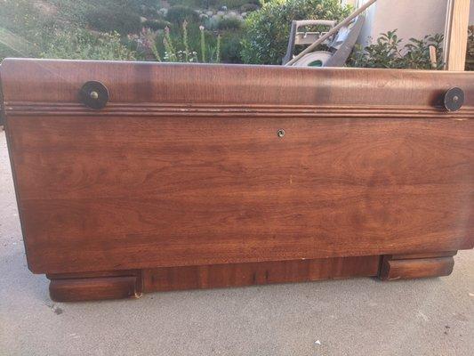 Cedar lined blanket chest L 37" W 17.5"  H 18.5"