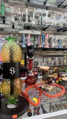 Amazing variety of pipes and hookahs!!